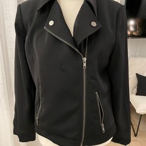 Mural Diagonal Zip Cropped Jacket